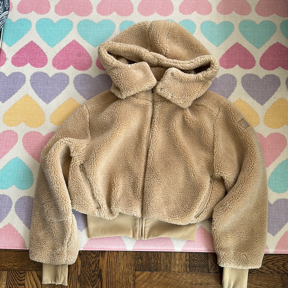 Alo Foxy Sherpa Jacket